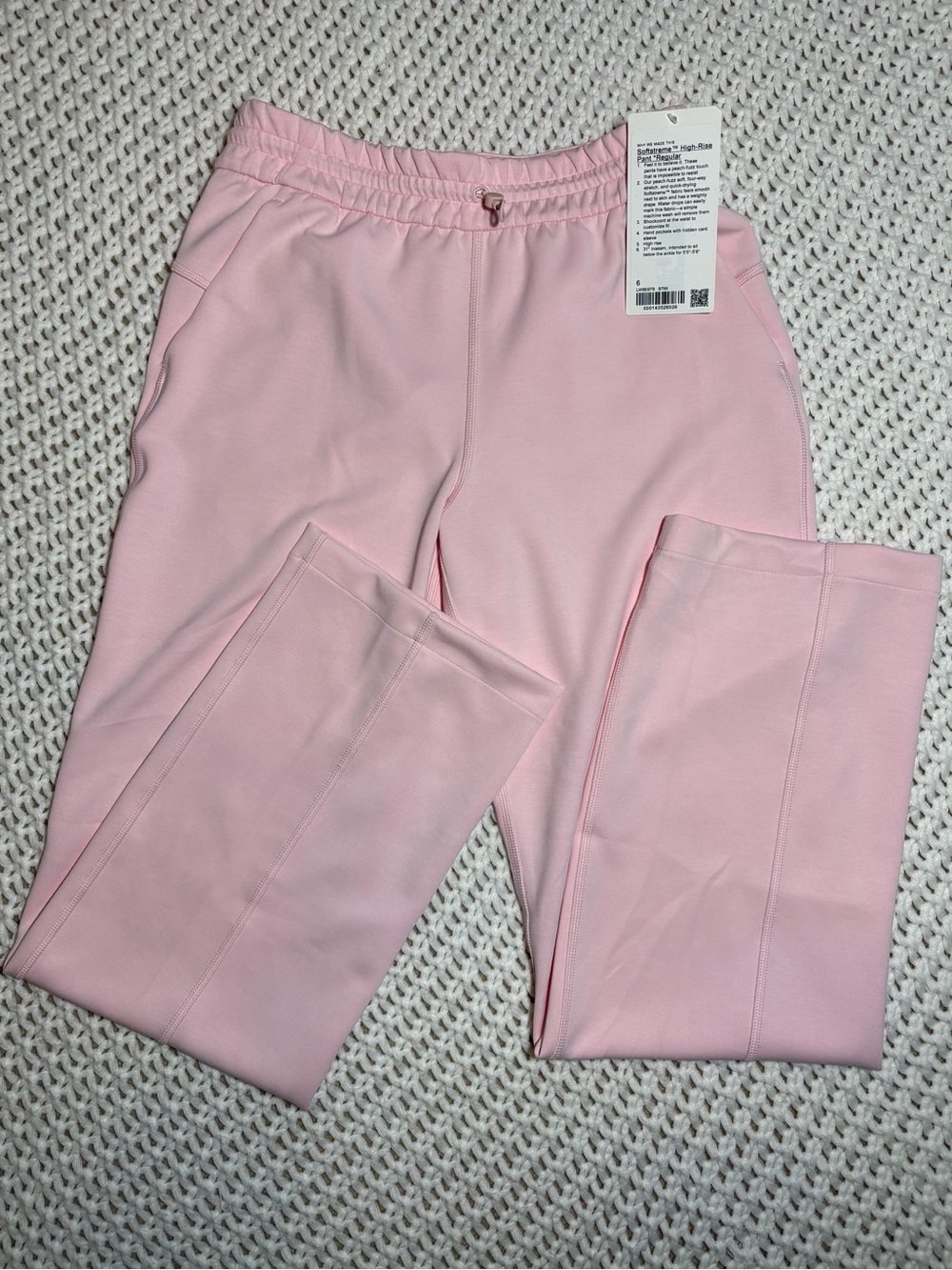 NWT lululemon strawberry milkshake Softstreme hr pant *regular size 6